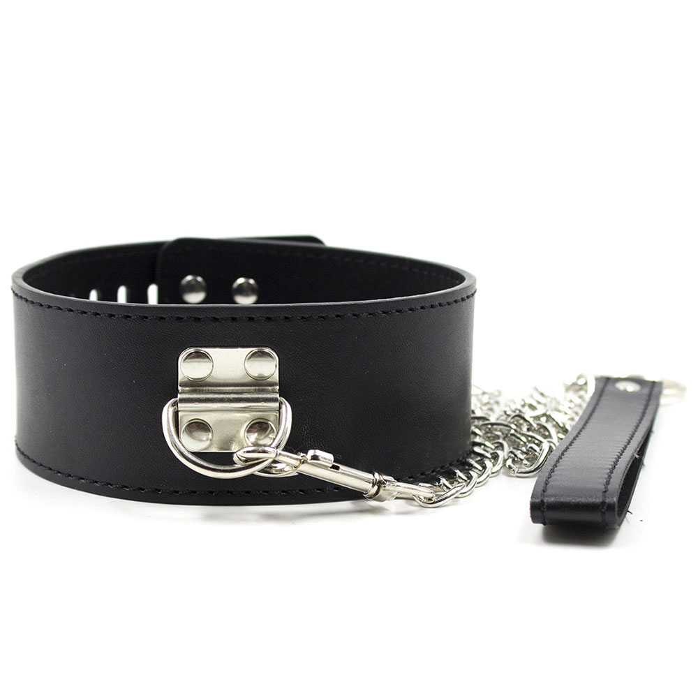 collier cuir soumission bondage